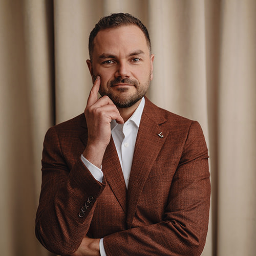 Marek Wolan